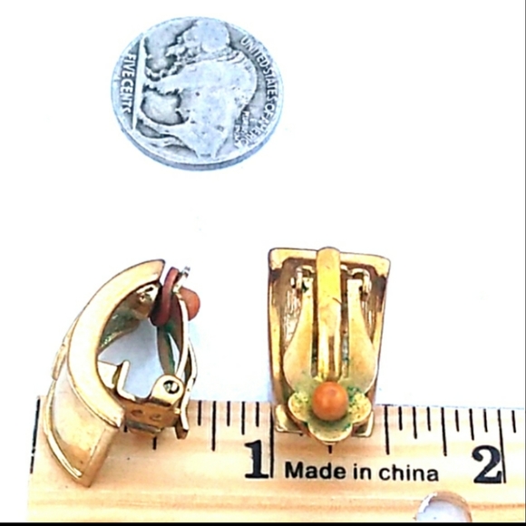 1970s VINTAGE Givenchy Brushed Gold Logo Clip-Ons - Picture 7 of 8